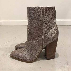 New Vince camuto cool western heel booties silver